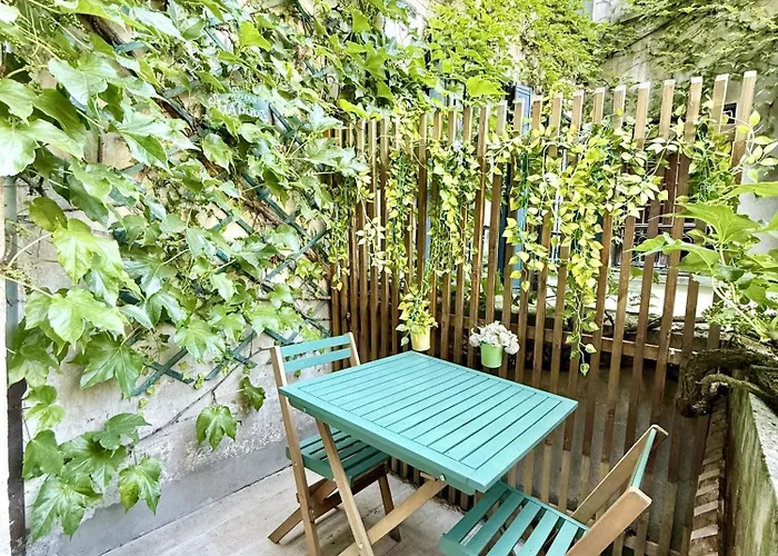 公寓 Center Near Notre Dame 2 Bedrooms With Balcony