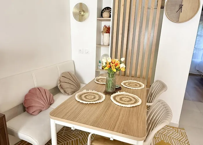 公寓 Center Near Notre Dame 2 Bedrooms With Balcony
