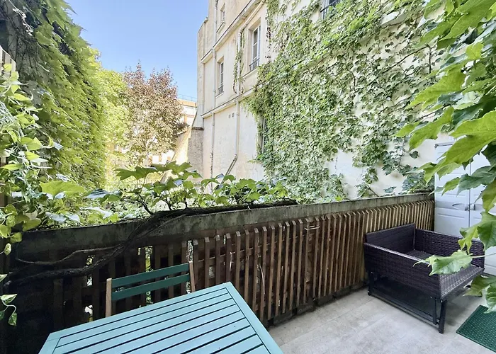 Center Near Notre Dame 2 Bedrooms With Balcony 巴黎